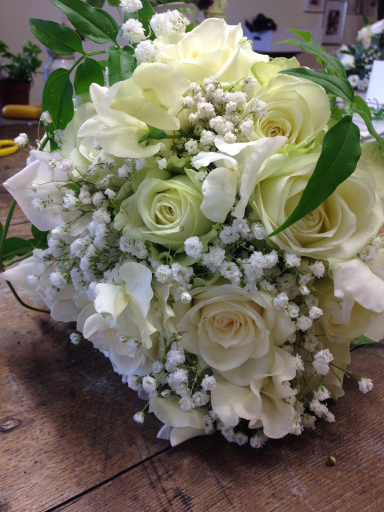 Young Blooms Wiltshire wedding